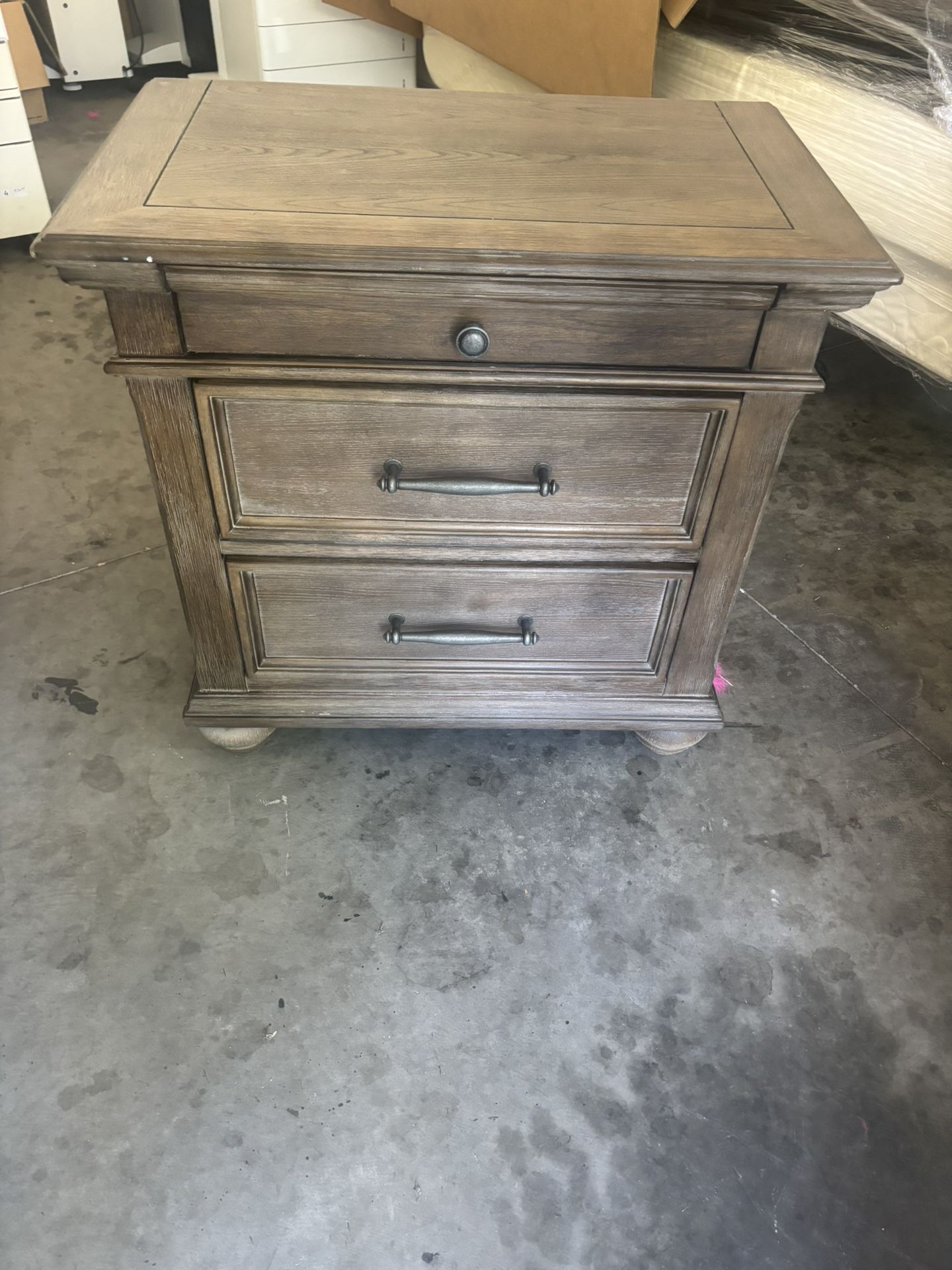 3 Drawer Night Stand L-28 W-17 H-27. 1/2