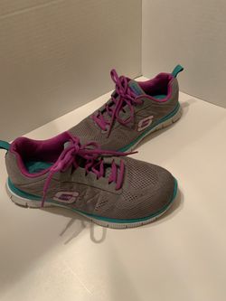 Women’s Tennis Shoes