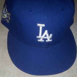 Los Angeles Dodgers baseball team fitted hat