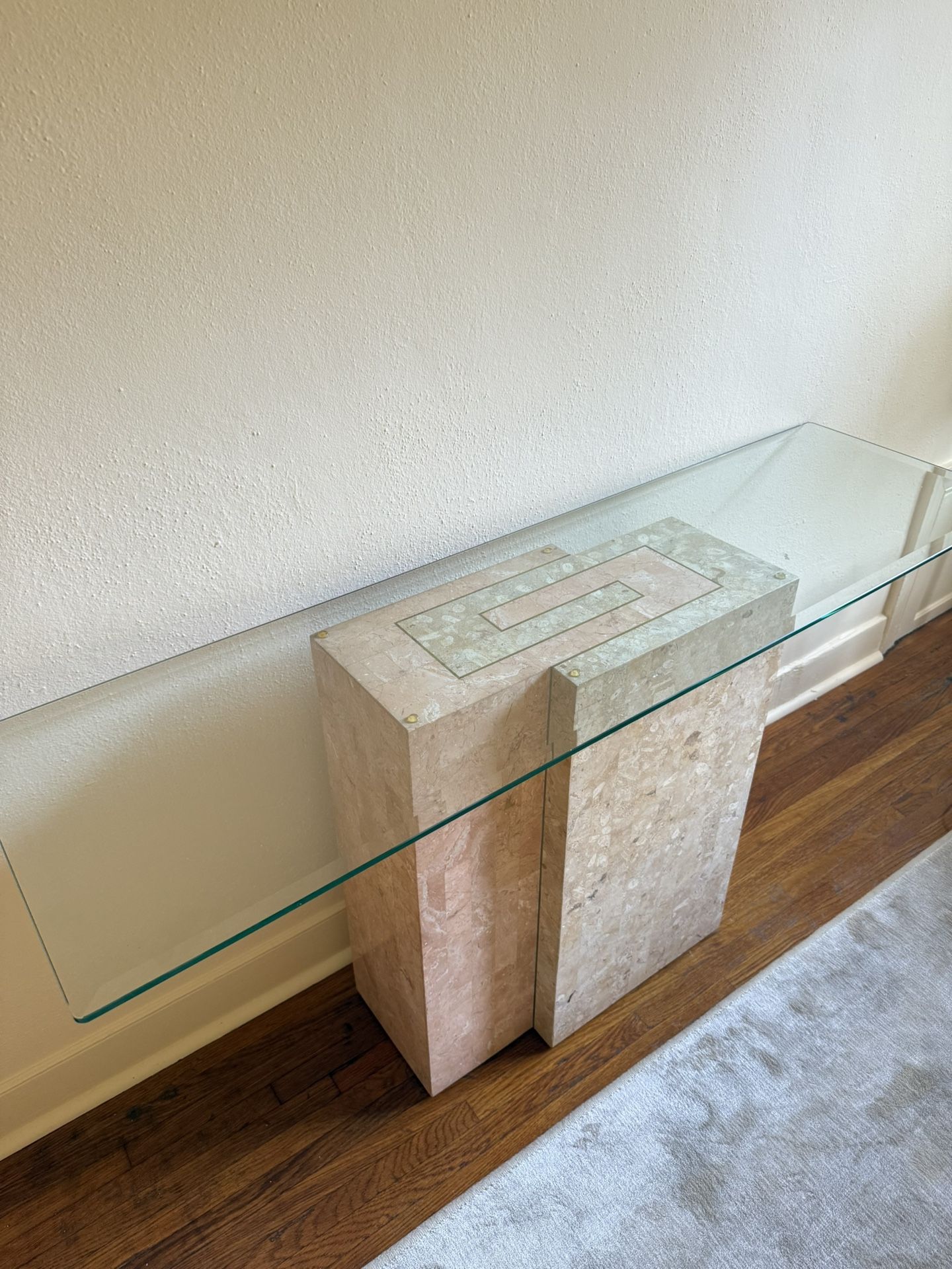 Hollywood regency light pink marble effect formica 1980’s side table