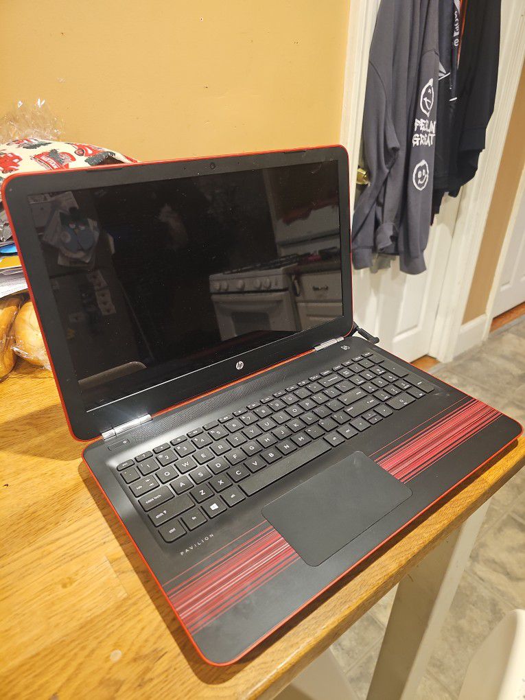 HP Pavilion Laptop 