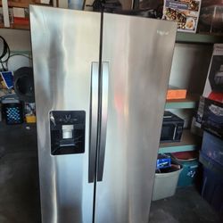 Whirlpool Refrigerator