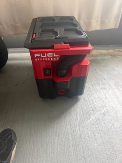 Milwaukee M18 FUEL Brushless Wet/Dry Vacuum