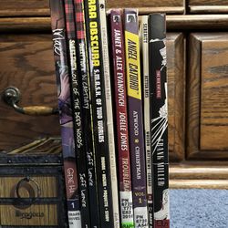 Vertigo + Dark Horse Comics Graphic Novel TPB Bundle Lot