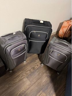 Swissgear rolling luggage