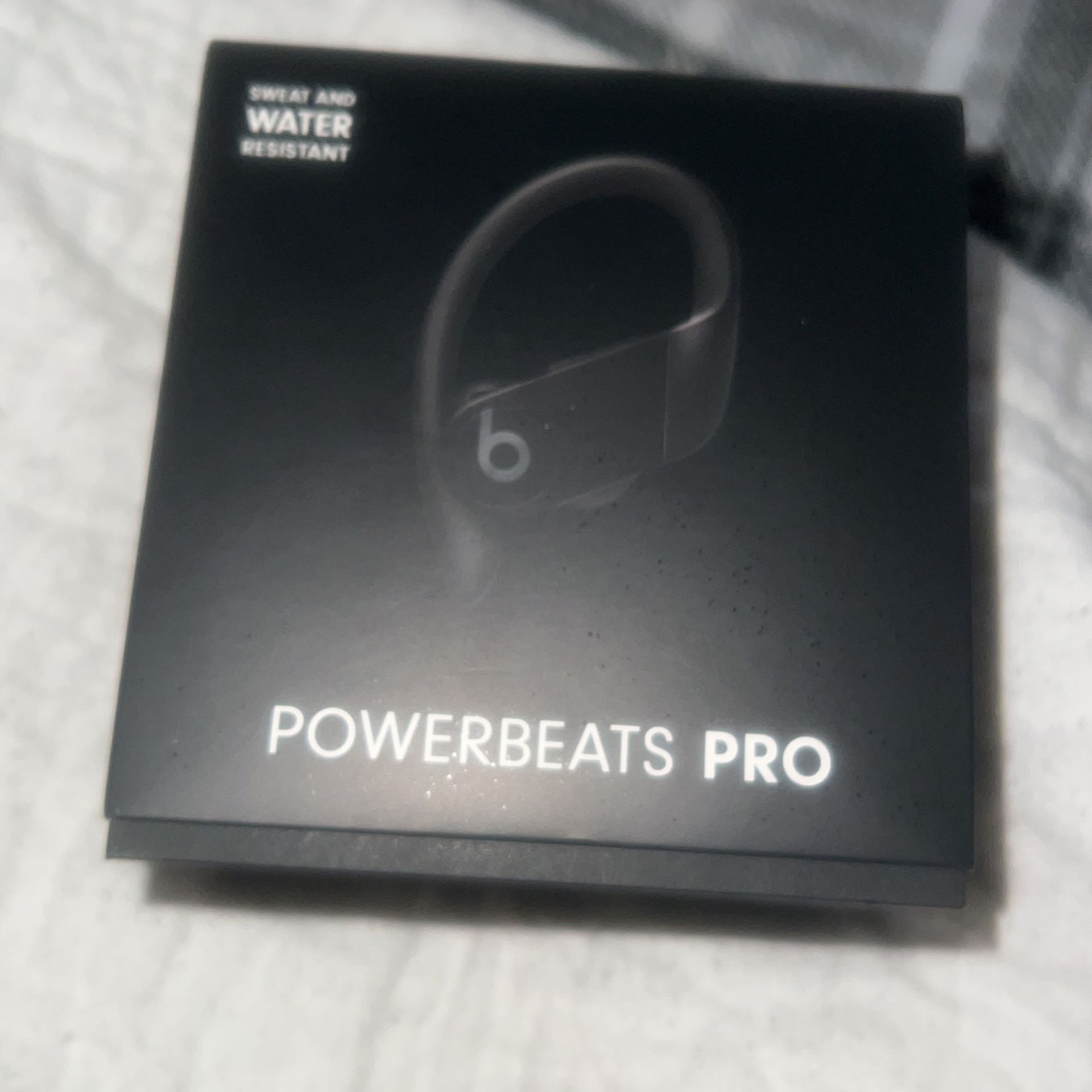 PowerBeats Pro With Box And Extra Tips
