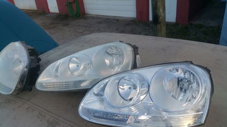 VW Jetta headlights