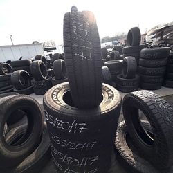 Set Firestone 235/80/17 Transforce HT2 LT tires