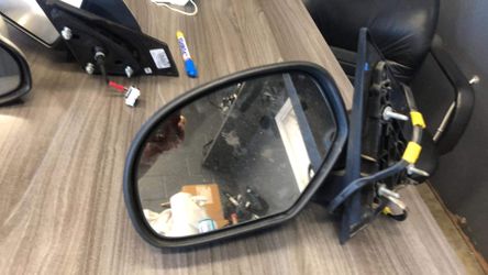 2007 GM Sierra (Left Side Mirror)