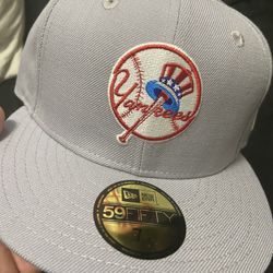 New York Yankees 7 1/4 Fitted Hat