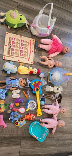 Large Mixed Toy Lot – Dolls, Playsets, Plush & Games