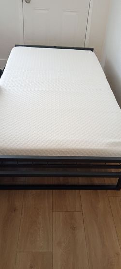 Milliard Premium Folding Roll away bed