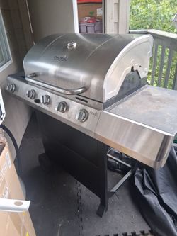 CHAR-BROIL comes w/ 5 gallon Propane tank filled