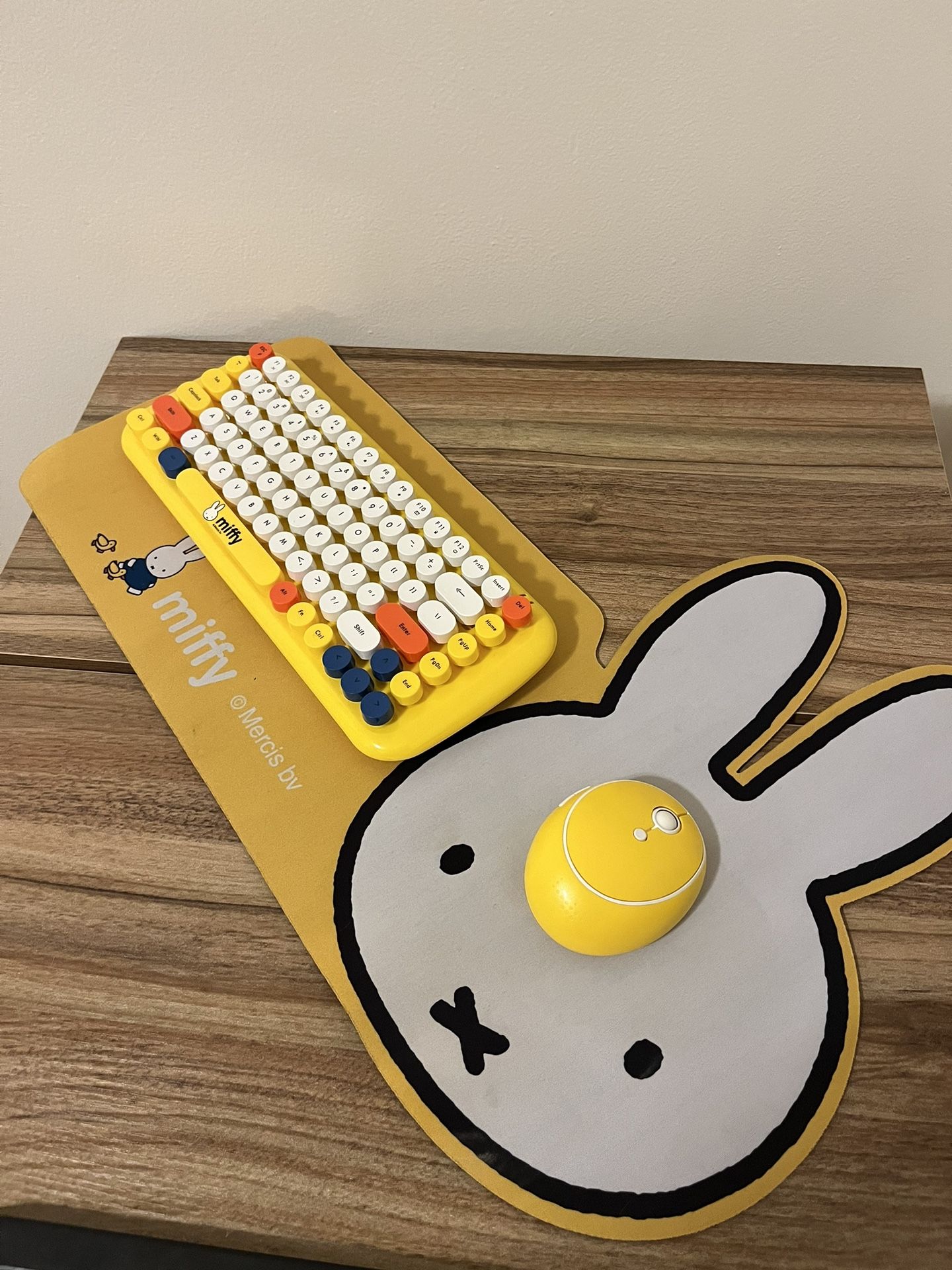 Cute Miffy keyboard, Mouse and Desk mat