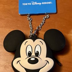 NWT Disney Mickey Mouse Coin Purse Keychain 