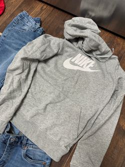 Women’s clothes