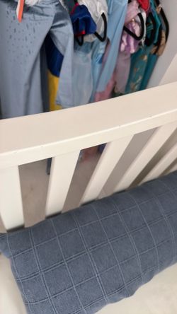 Toddler bed