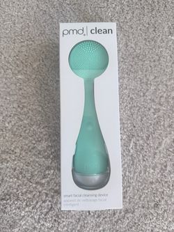 PMD Clean Smart Facial Cleansing Device NWT