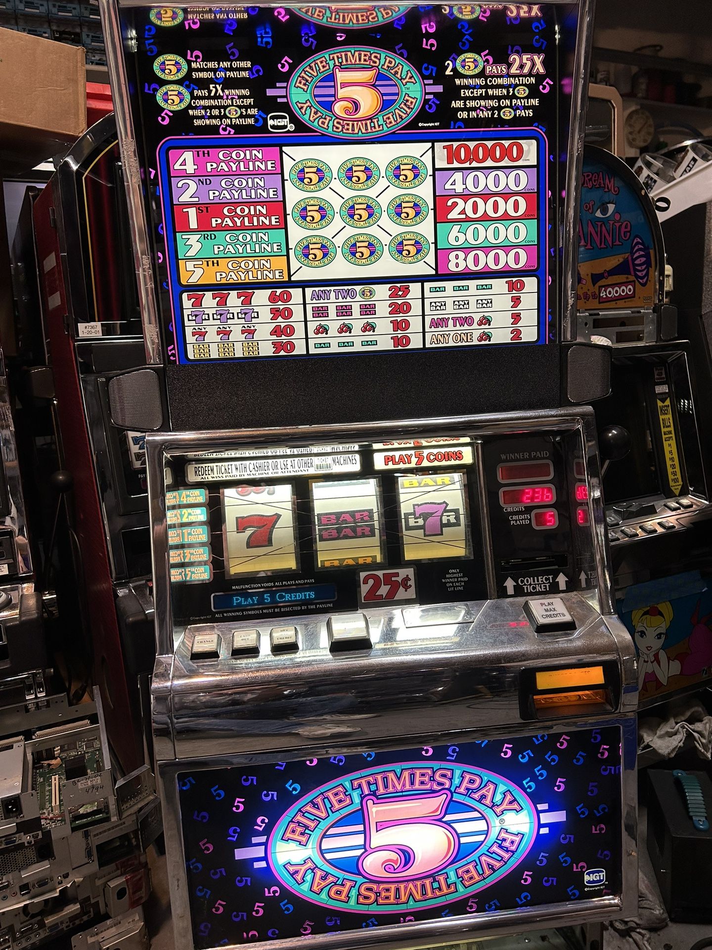 Slot Machine 5x Pay Five Liner