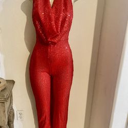   romper  size small never Worn 