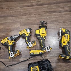 Dewalt Bundle Tool