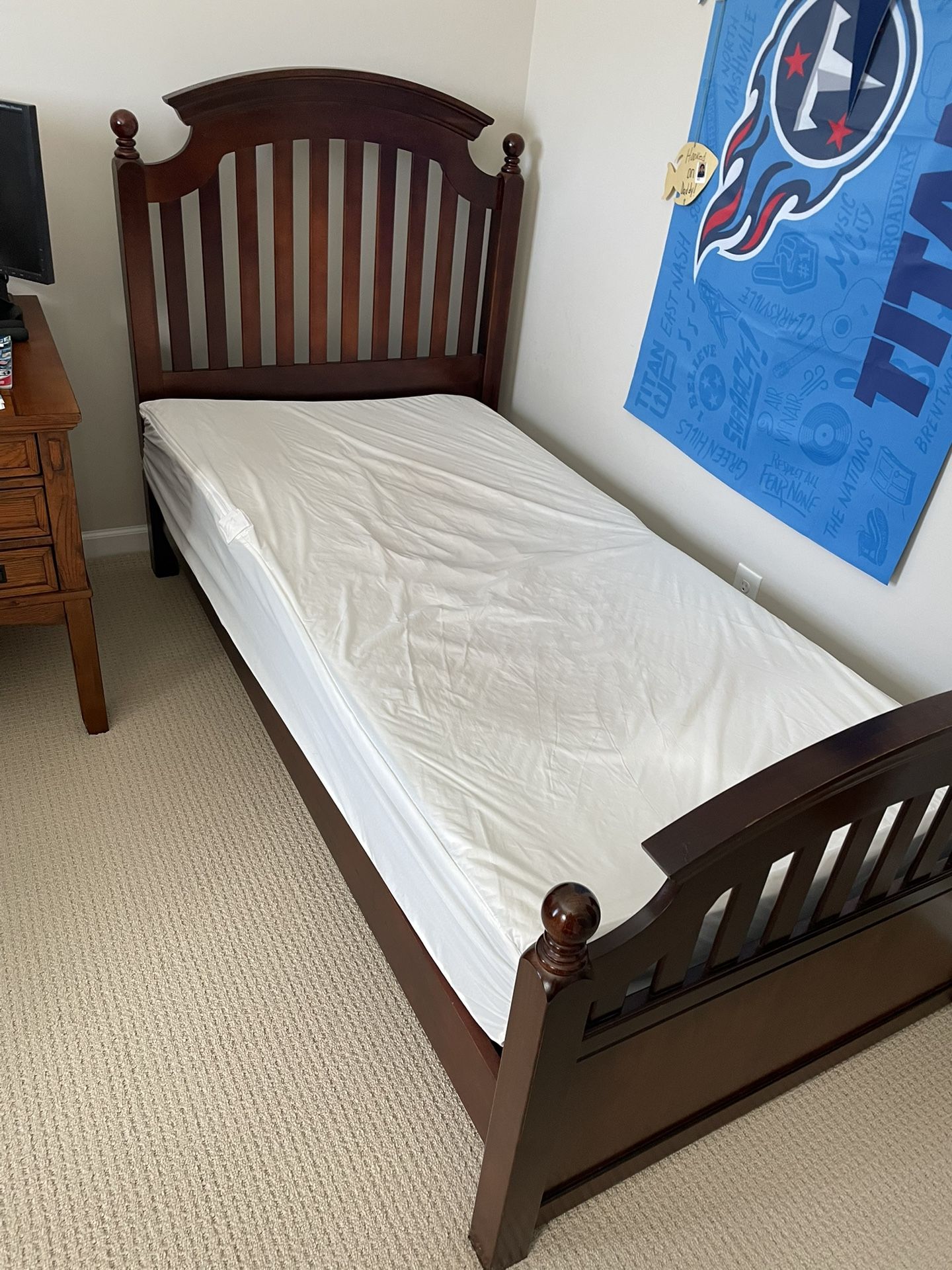 Ashley Full Kids Bed