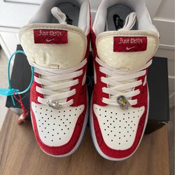 Men shoes Nike red and white size 8
