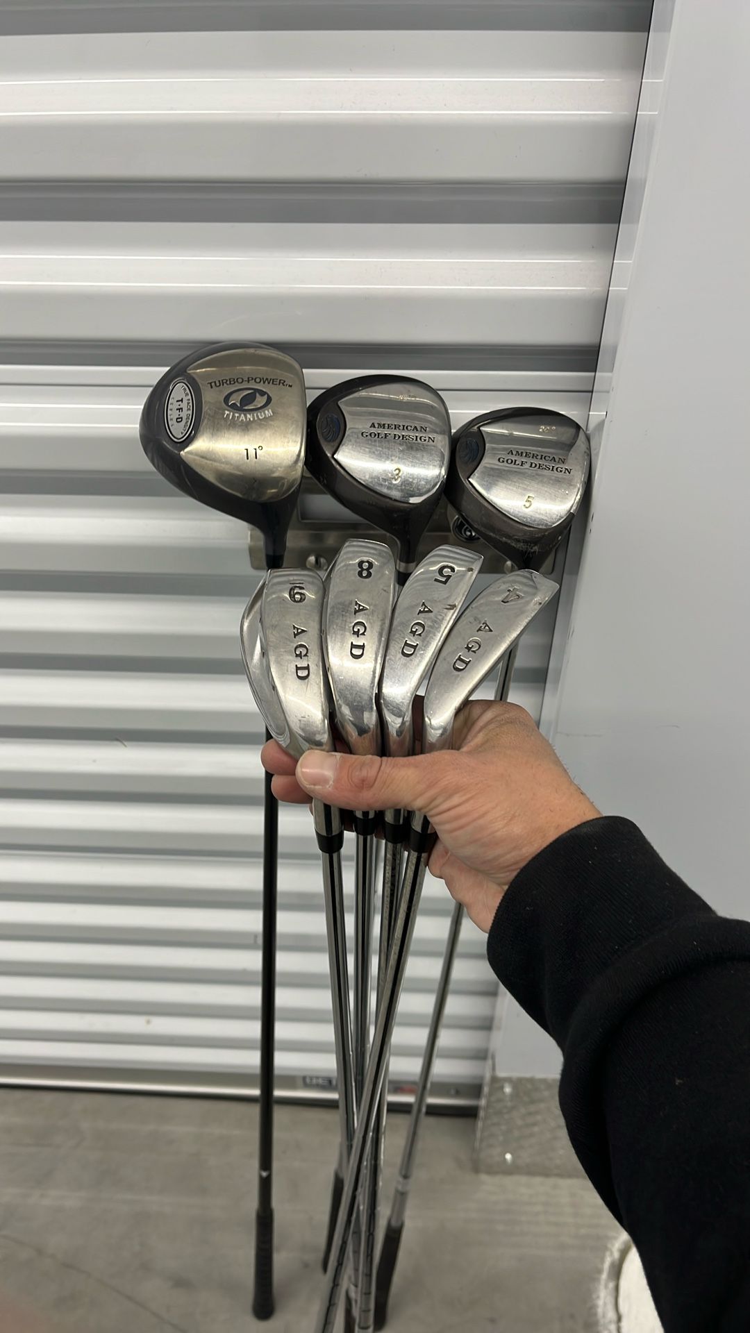 Golf Club Set Irons 4,5,8,9 Woods Driver, 3 Wood, 5 Wood Great Condition (right Handed)