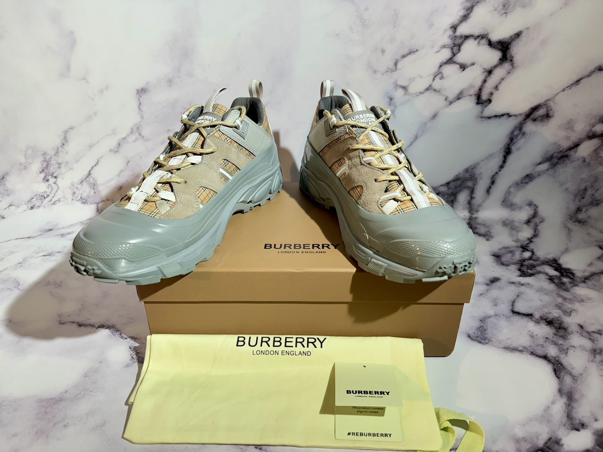 👟 Burberry Arthur Vintage Check Cotton Sneakers – Men’s 10.5/11 Ready for Pickup!