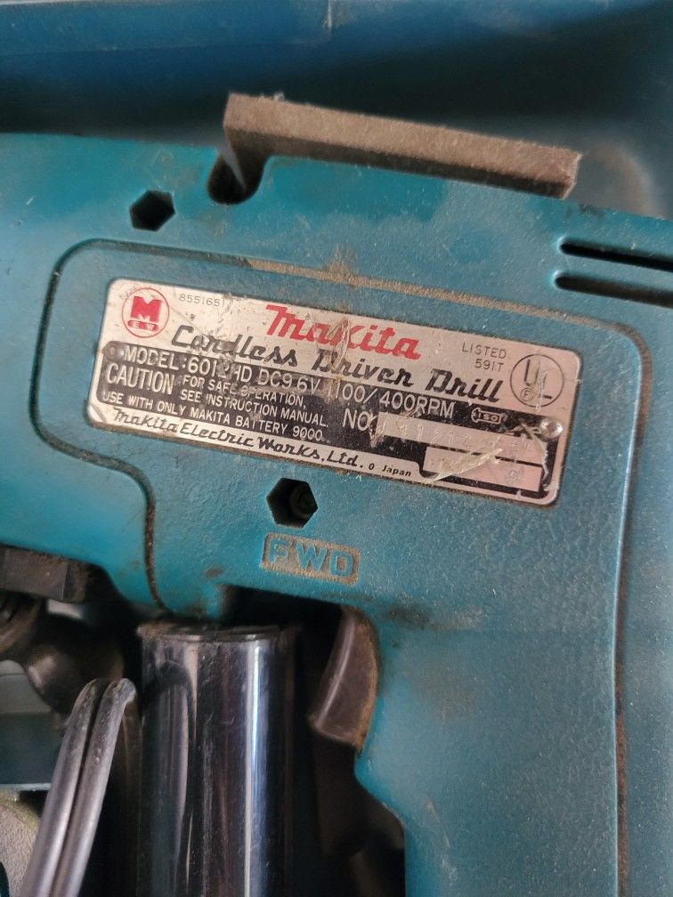 Makita Cordless Driver Drill