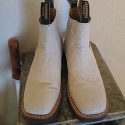 Nuevo Botines (Size 10 Hombre)