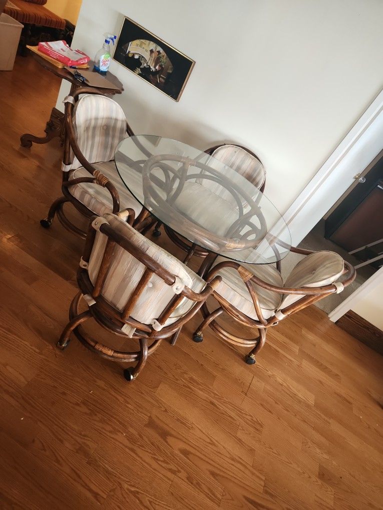 Glass Top Dining Set, Table & 4 Chairs