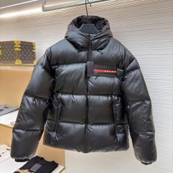 Prada Men’s Winter Coat 2025 New 