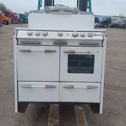 O'Keefe &Merritt  Gas Cook Stove