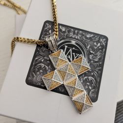 Cross pendant 925 $40