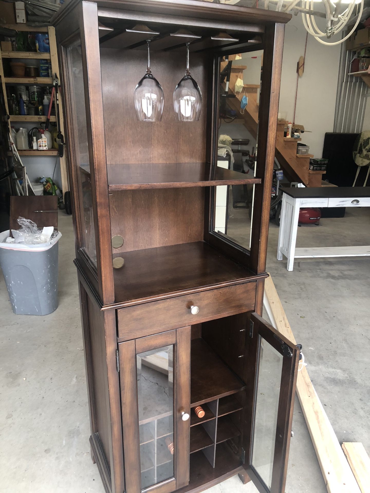 Locking Wine/Liquor for Sale in Sumner, WA OfferUp