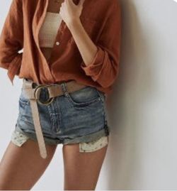 NWT Anthropologie Pilcro The Relaxed Shortie Shorts Vintage Light Denim, 27.