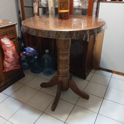 Round Table With 2 Bar Stools