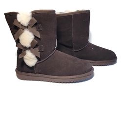 KOOLABURRA BY UGG VICTORIA SHORT Brown Boots Bows 1015874 Womens Size 10, 