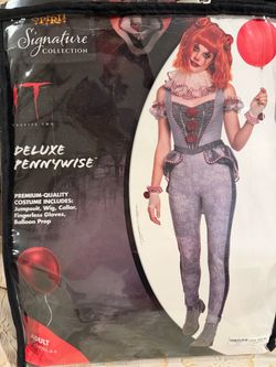 Costume