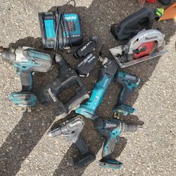 Makita Tool Set