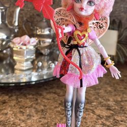 Monster High Sweet Cupid Birthday Doll