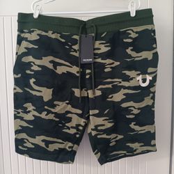 True Religion Men’s Vintage Fleece Green Camo Shorts XXL