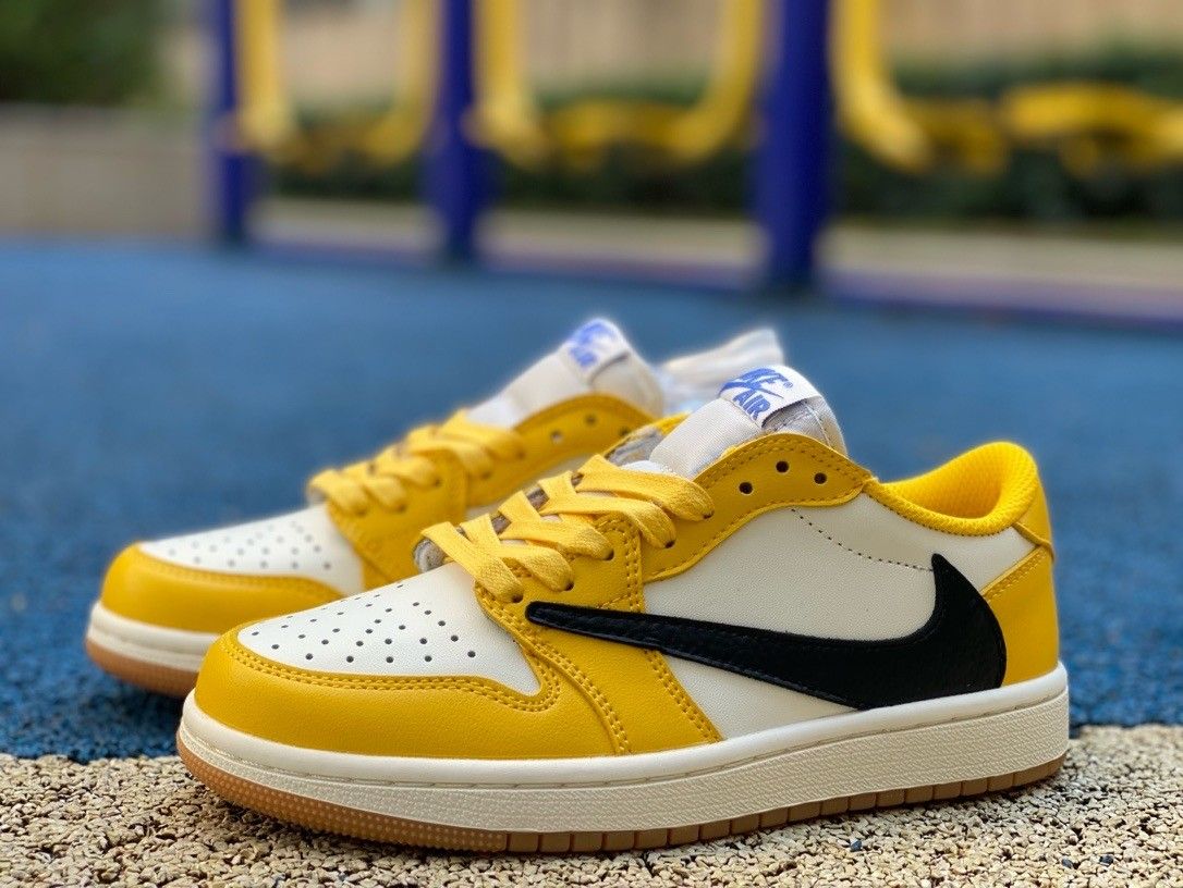 ππΊ π’π΄γππΌπ½π€π’ππ€π¬πππγ Jordan 1 travis scott low