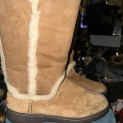 UGG Sunburst Tall Cuffable Sheepskin Boots, Women's Size 10, Pre-owned