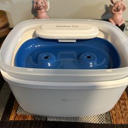 Gardner Large Watering Pet Water Bowl