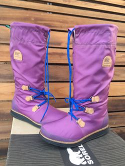 Sorel Waterproof Women's Winter Rain Boots Purple color size 10