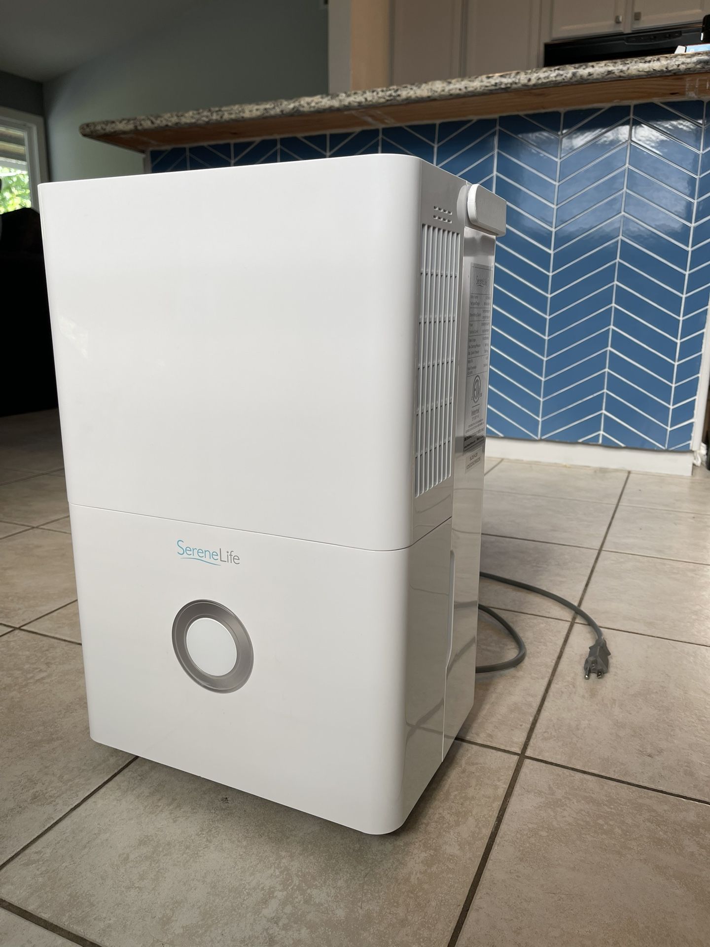 Dehumidifier SereneLife Great Condition