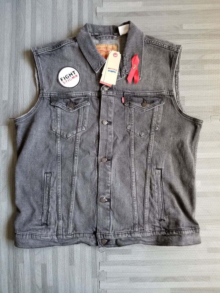 Levi's LGBT Pride Collection Fight Stigma Men's Denim Trucker Vest XL