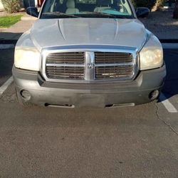 2006 Dodge Dakota 